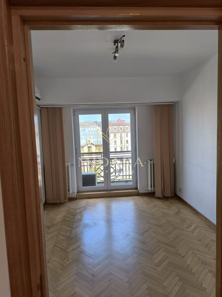 Unirii 4 camere  Ideal birou  97 mp