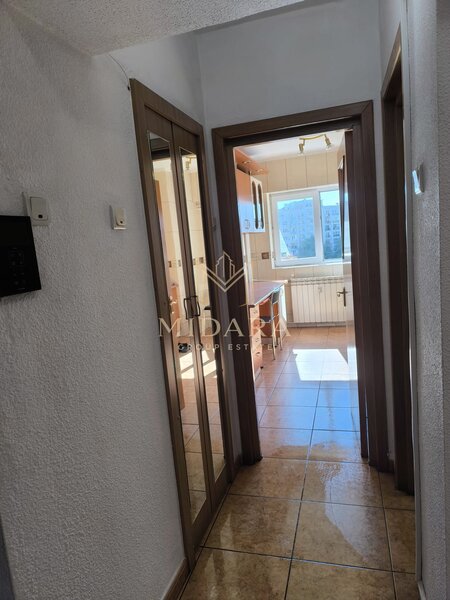 Unirii 4 camere  Ideal birou  97 mp