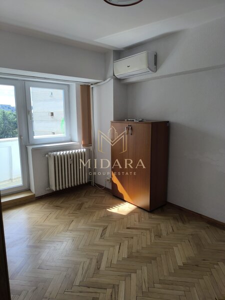 Unirii 4 camere  Ideal birou  97 mp