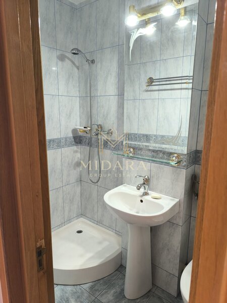 Unirii 4 camere  Ideal birou  97 mp