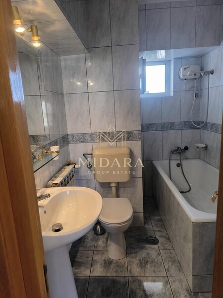 Unirii 4 camere  Ideal birou  97 mp