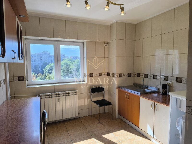 Unirii 4 camere  Ideal birou  97 mp