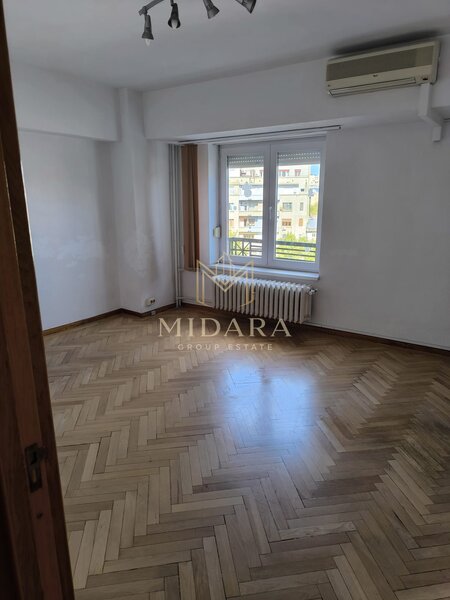 Unirii 4 camere  Ideal birou  97 mp